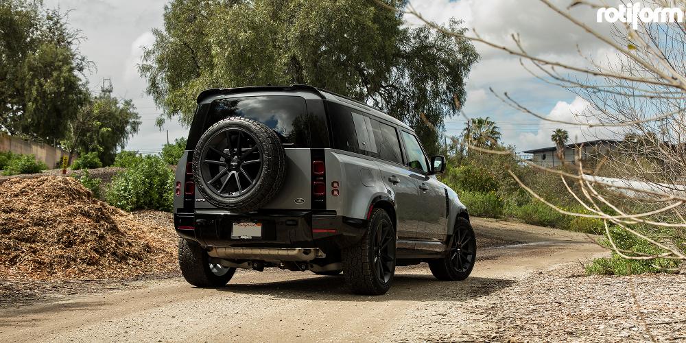 Land Rover Defender Rotiform BTL